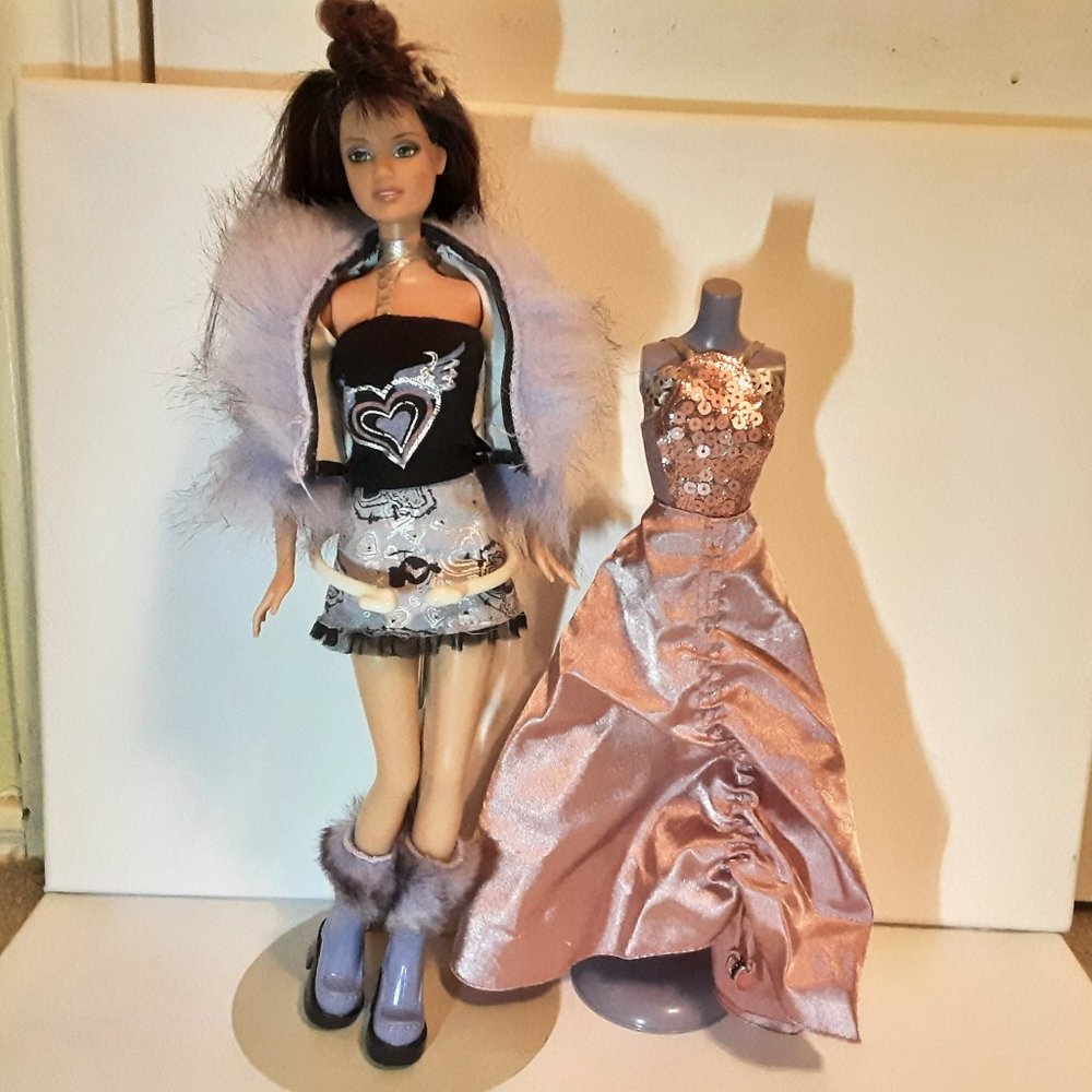Barbie Fashion Show Teresa 2004
